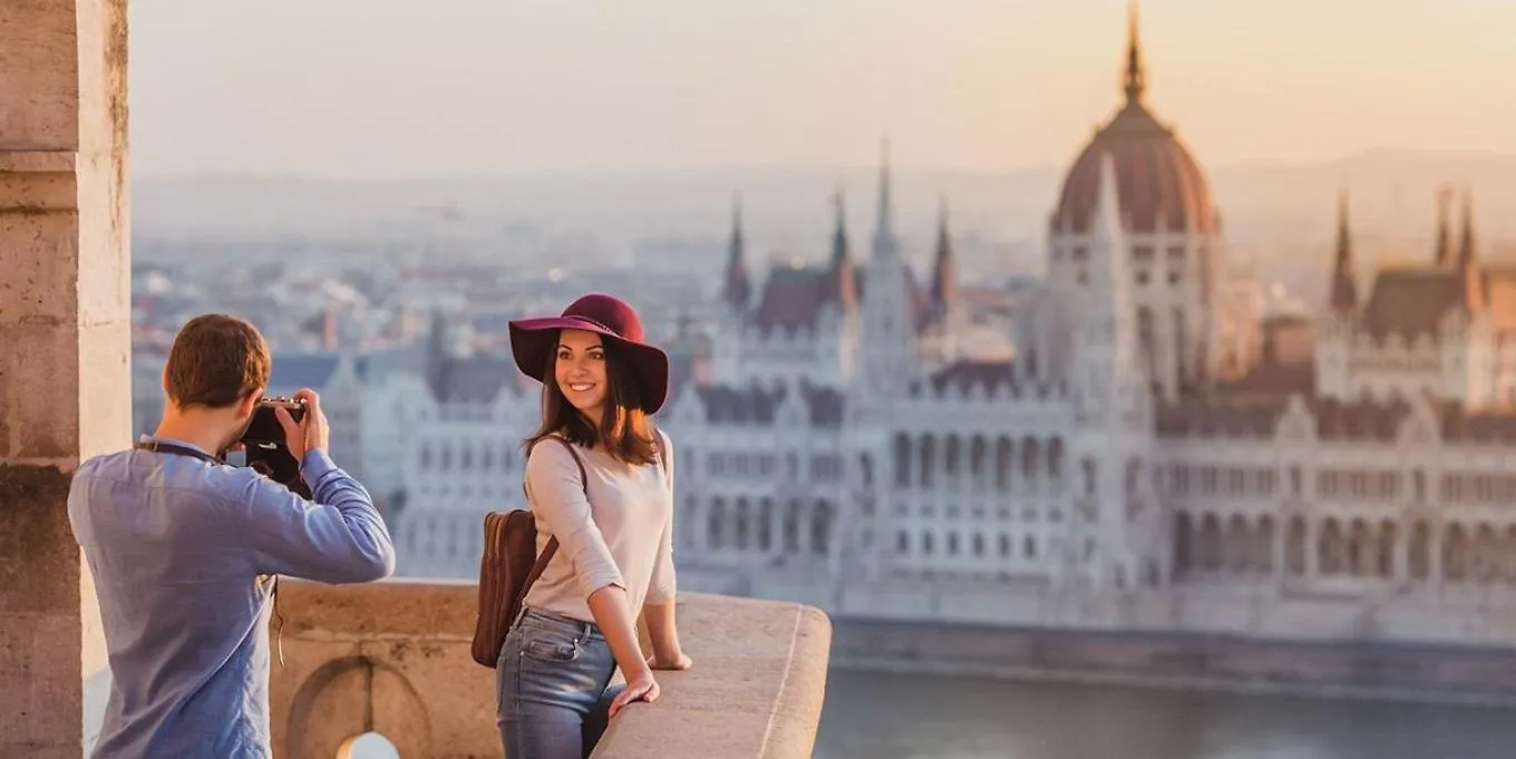 Experience Best City Nightlife Right Next To Szimpla Kert Budapest
